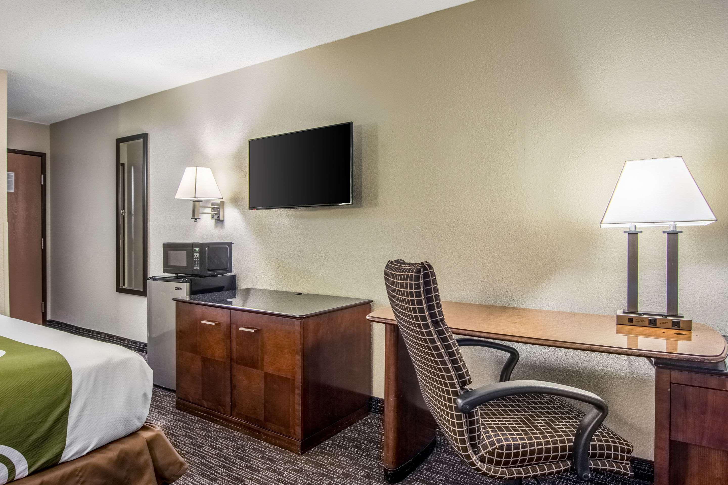 Quality Inn Atlanta Airport-Central College Park Eksteriør billede