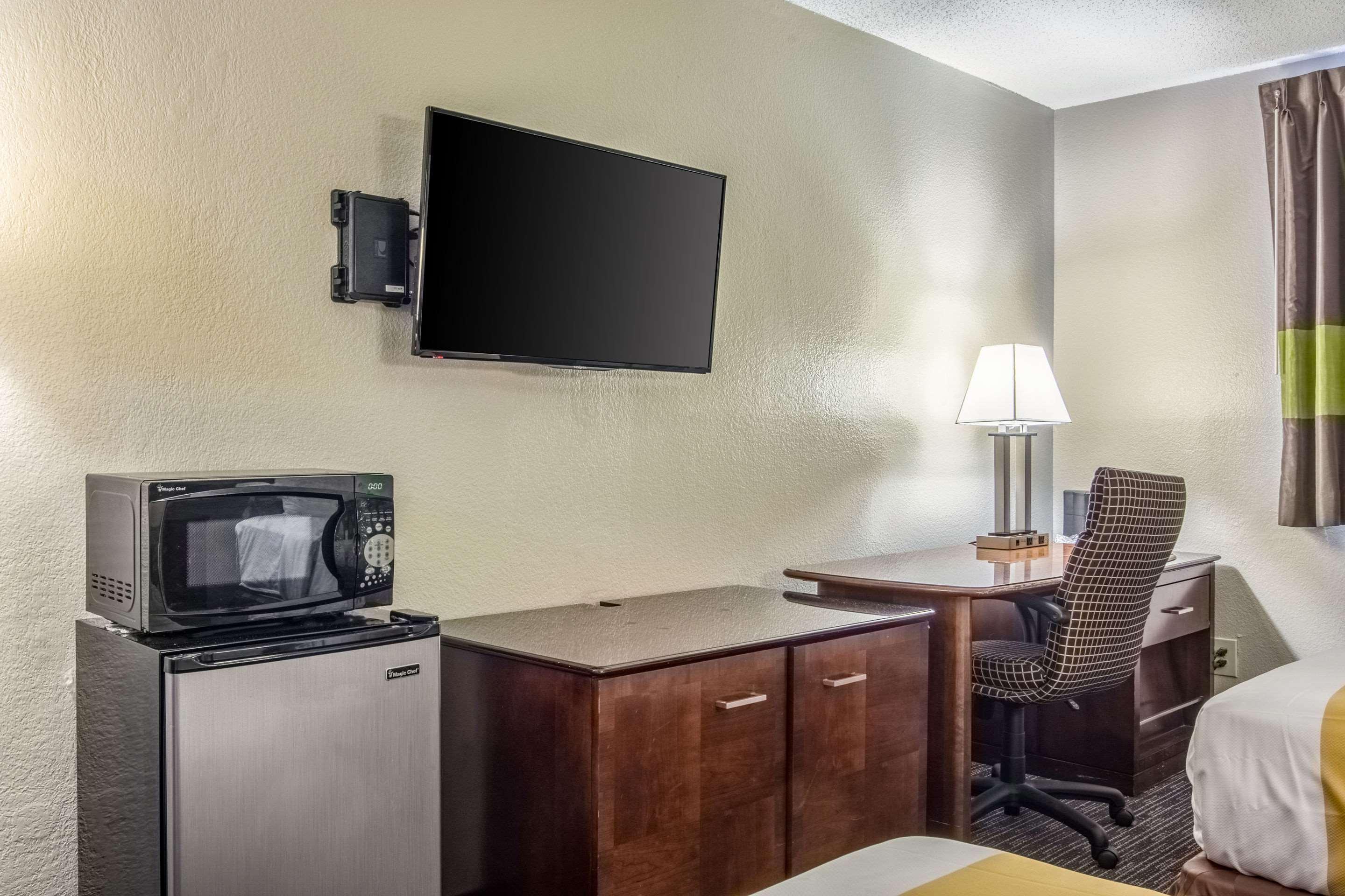 Quality Inn Atlanta Airport-Central College Park Eksteriør billede